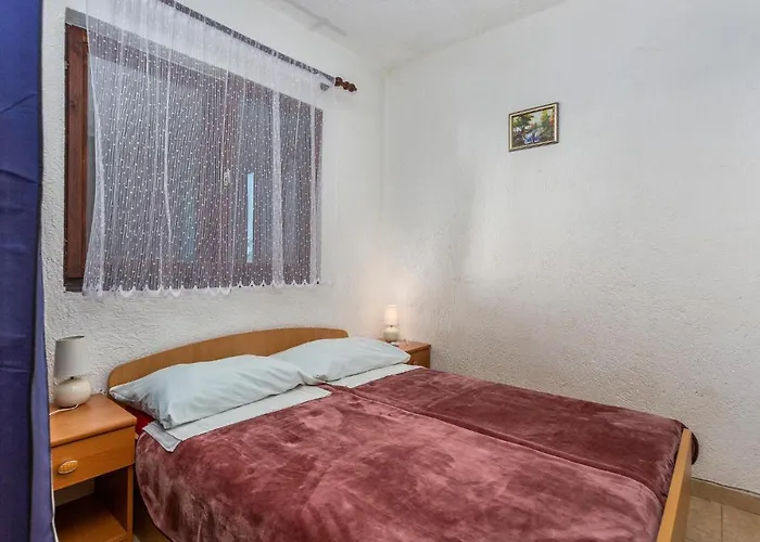 Apartman Gorgeous In Krk With Wifi