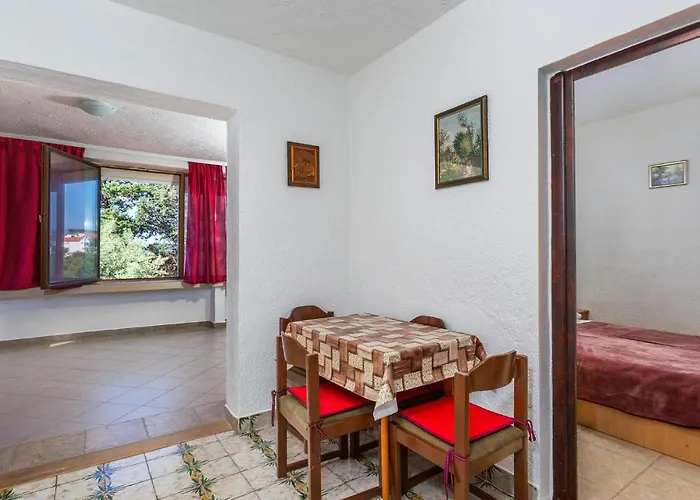 Gorgeous In Krk With Wifi